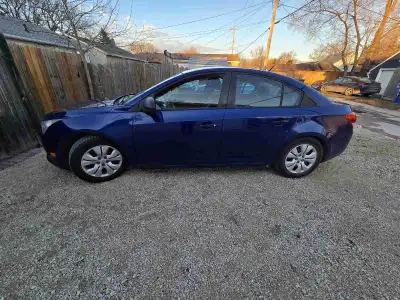 2013 chevy cruze 1.8l - read ad. Clean title, not safetied Car runs and drives good. Still driving t...