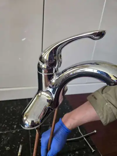 Two classic Delta faucets, $15 each, working no any issue. Just I changed my countertop with one hol...