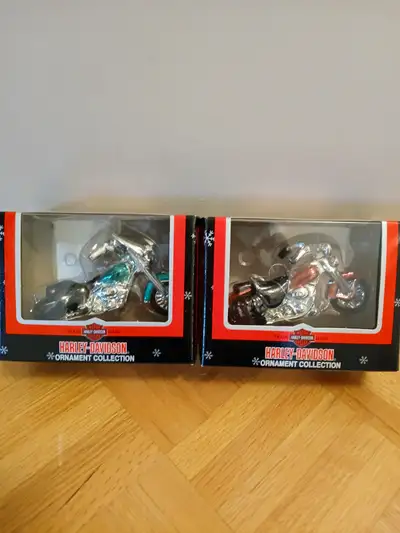 2- HARLEY DAVIDSON 2002 North Pole Motorcycle Club Ornaments, View more