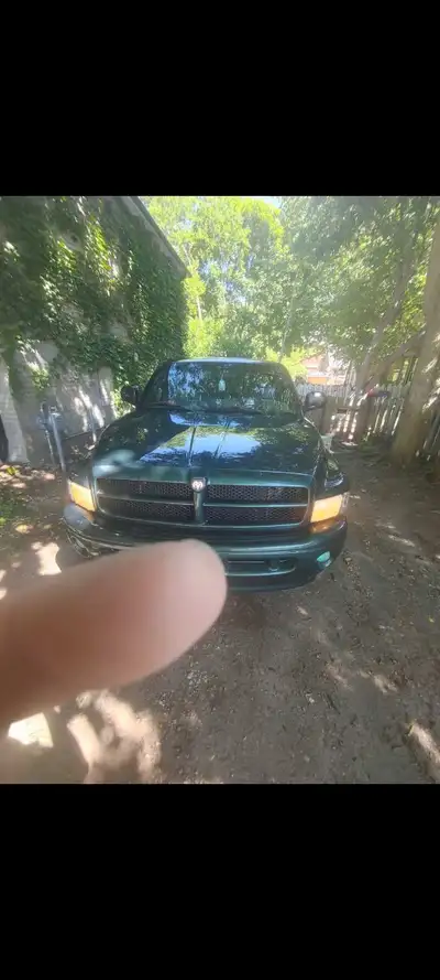 Vehicle runs and drives has been sitting for over a year still starts and drives 5.2L magnum engine...