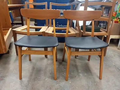 Deux chaises Danoise MCM teck et bouleau, View more