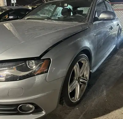 Parting out 2 b8 Audi a4 1 is a 2.0turbo 6speed manual with high mileage Mirrors / seats /steering w...