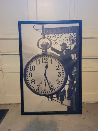 Tableau Ikea de taille moyenne à grande avec cadre en plastique. Nous nous débarassons de ce cadre s...