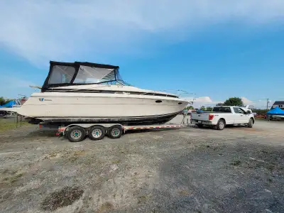 BATEAU wellcraft Monaco 3000 Cruiser 30 pieds 1990 avec remorque pour transport avec toute l'équipem...