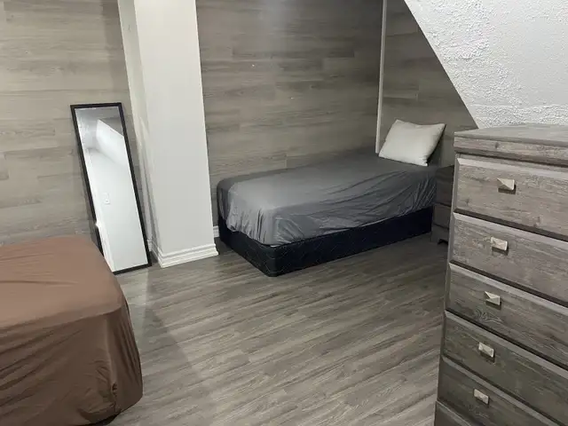 brampton full 3 beds basement in Room Rentals & Roommates in Mississauga / Peel Region - Image 10