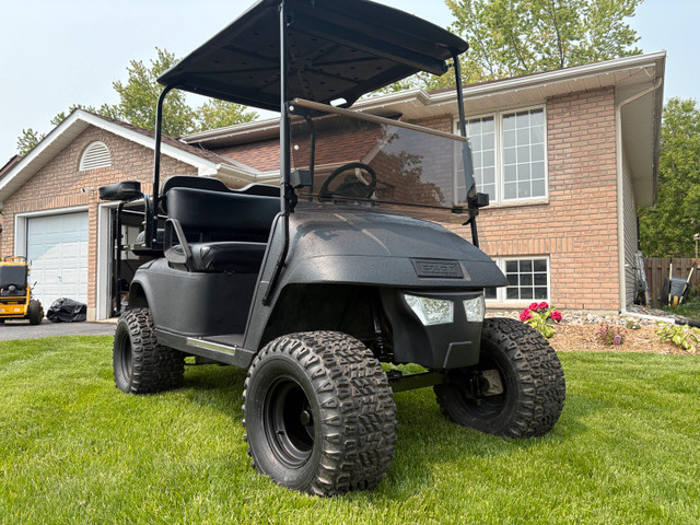 EZ-GO Golf Cart in Other in Trenton