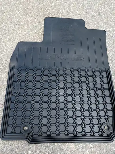 Winter Floor Mats for Lexus ES 350 6th generation. good condition. Genuine Lexus