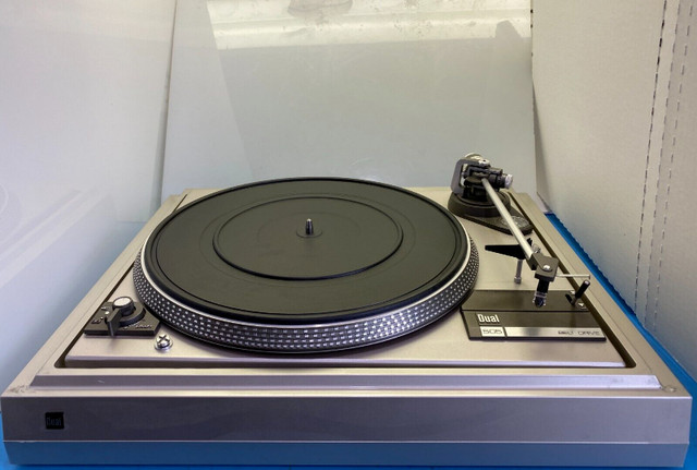 Table Tournante Dual  505-1 Dual Turntable 505/1 dans Chaînes stéréo  à Longueuil/Rive Sud