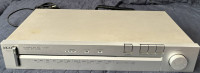 Akai AT-K110 AM/FM Stereo Tuner