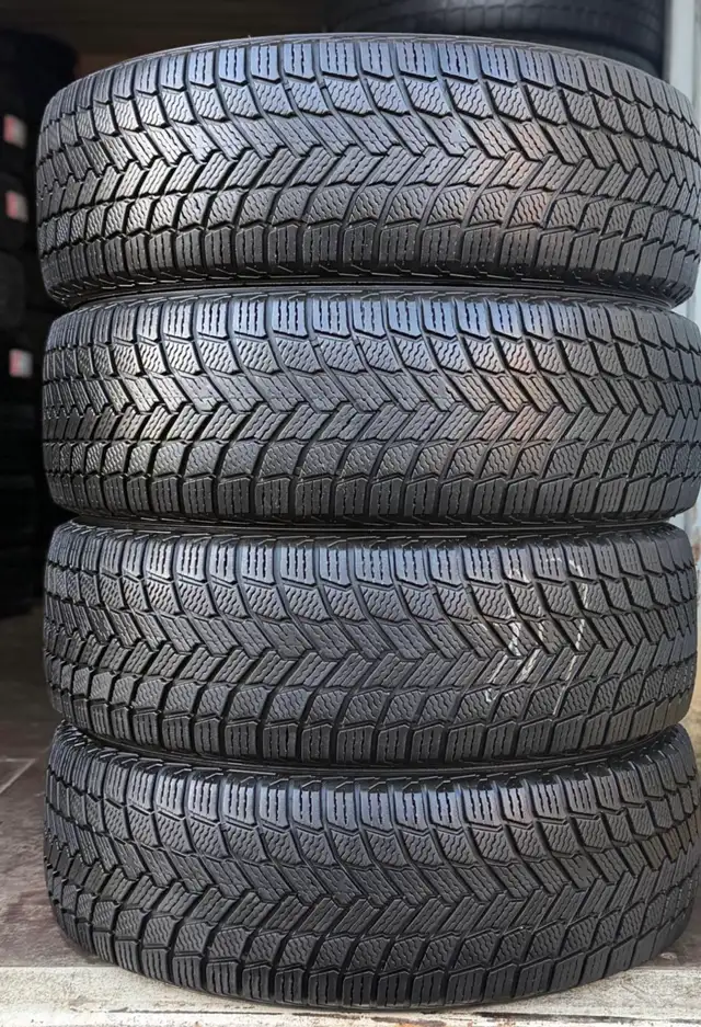  85 %+) 225/65R17 Michelin X-Ice Snow   in Tires & Rims in Mississauga / Peel Region - Image 9