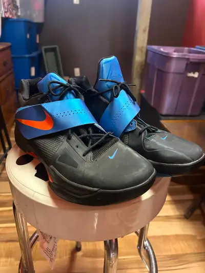 Nike KD 4's OKC away Colorway Size 13, View more