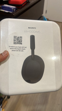 Sony wh1000xm5 over ear wireless headphones open box