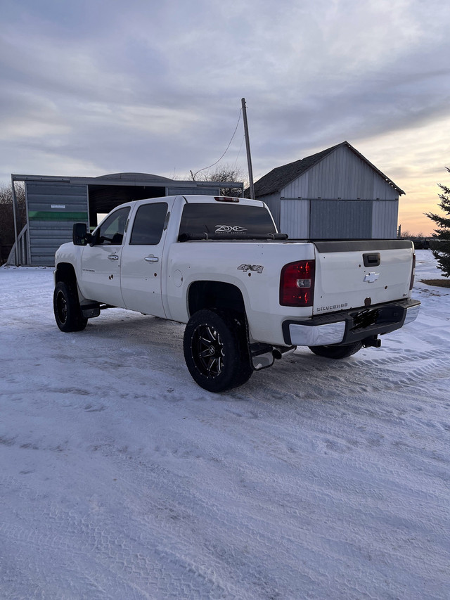 2011 Chevy Silverado LTZ 1500 in Cars & Trucks in Grande Prairie - Image 4