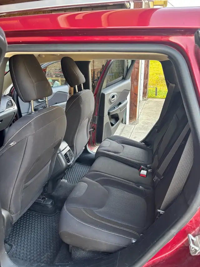 2015 Jeep Cherokee 549321795867791365