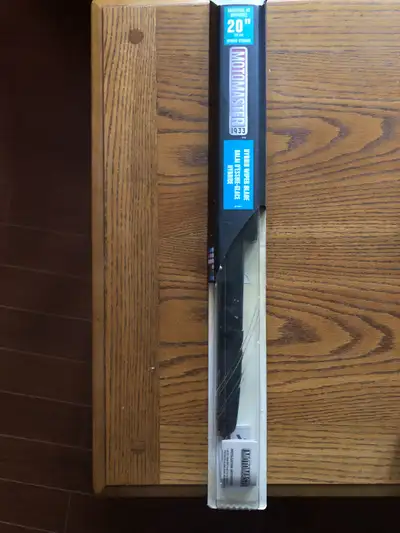 Brand new in box. 20" windshield wiper for sell. If interested, please contact me.