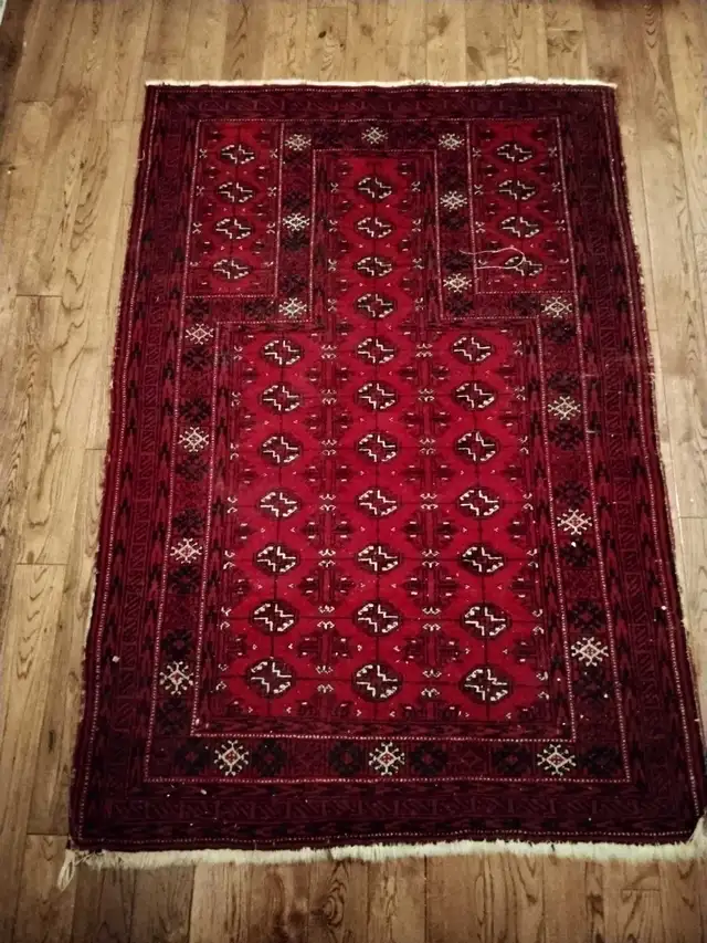 Persian hand made carpet in Rugs, Carpets & Runners in City of Toronto - Image 2