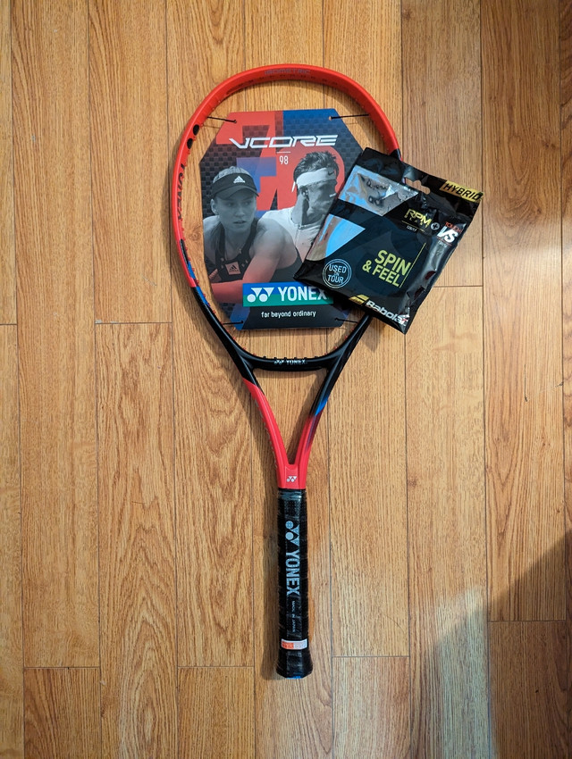Racquet Stringing - DOWNTOWN TORONTO - DUFFERIN MALL & CHINATOWN in Tennis & Racquet in City of Toronto - Image 2