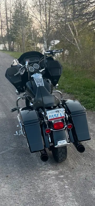 New battery and fluids done before coming out of heated storage. 86,500km I’m the second owner.