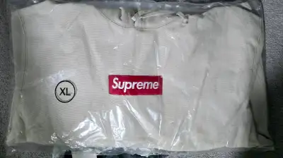 SUPREME Box Logo Hooded Sweatshirt STONE XL red box, View more