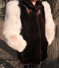 Gorgeous Vintage Sz Medium 2-Tone Canadian Beaver & Fox Fur Coat