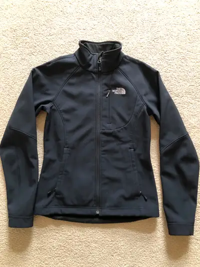 THE NORTH FACE Women’s Lightweight Full-Zip Jacket, View more