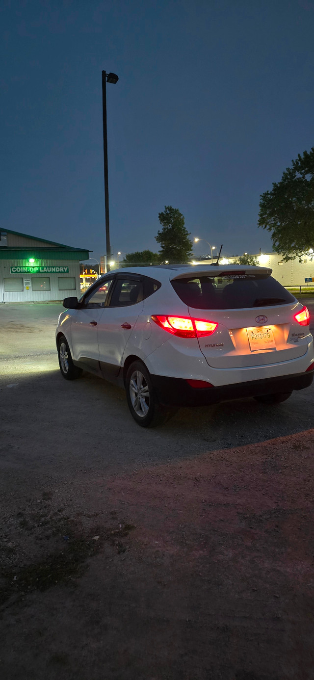 2013 Hyundai Tuscon FRESH SAFETY in Cars & Trucks in Winnipeg - Image 4
