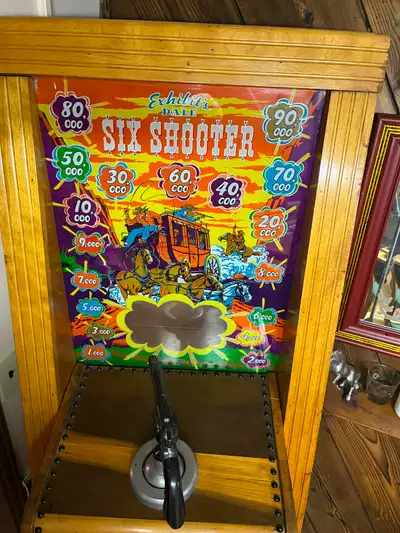 Target game. Dale SIX SHOOTER. By Exhibit, 1950. On nickels. 6 foot target game. Working, in good co...