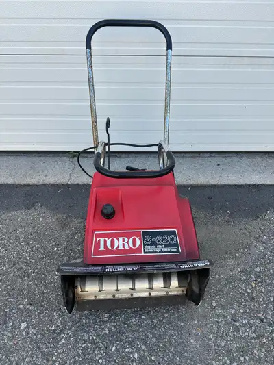 Toro S-620 Snowblower, View more