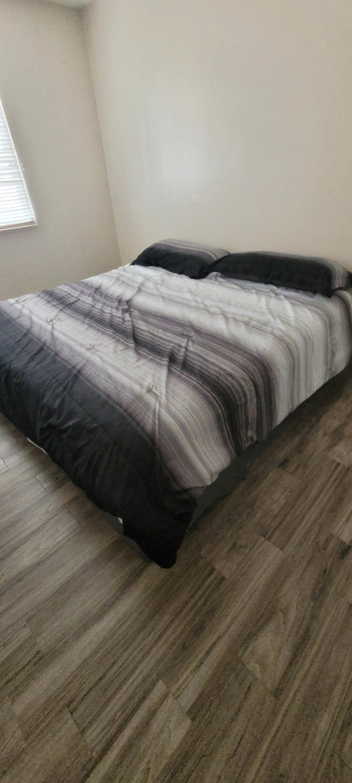 Large king bed California style Free Stuff Calgary Kijiji