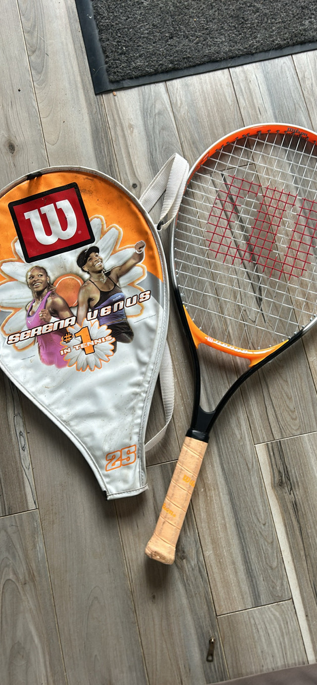 Raquette de tennis!!.  in Hobbies & Crafts in La Ronge - Image 2