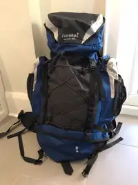 Backpack and rain cover 