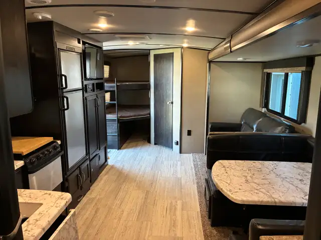 Roulotte Grand Design 2800BH 2018 in RVs & Motorhomes in Laval / North Shore - Image 8