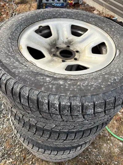 Good shape winter tires & mopar rims 6 bolt for new body ram 1500 $600