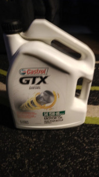 Huile a moteur castrol 4l