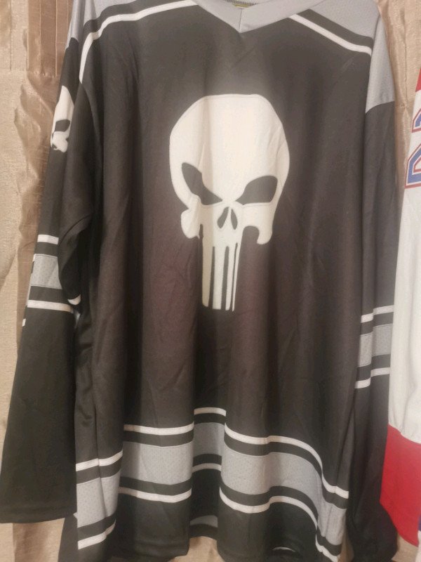 Jersey a partir de 40$ XL et 2xl dans Hockey  à Granby - Image 3