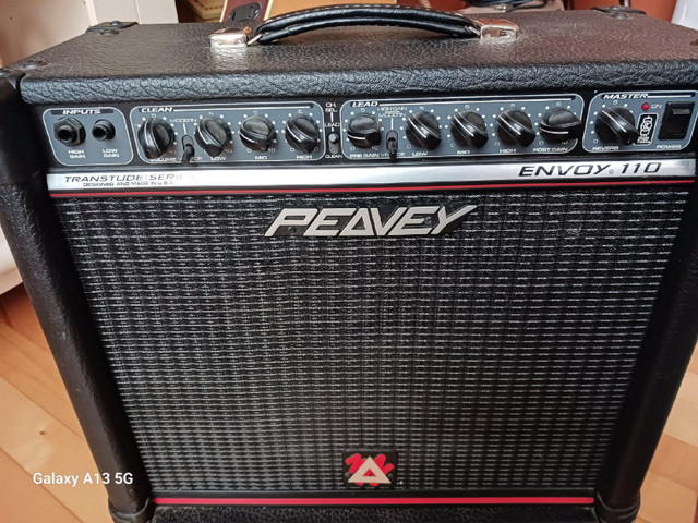 Peavey Envoy 110 Amplifier - Red Stripe in Amps & Pedals in Moncton - Image 2