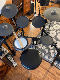 Yamaha DTX electric drum kit