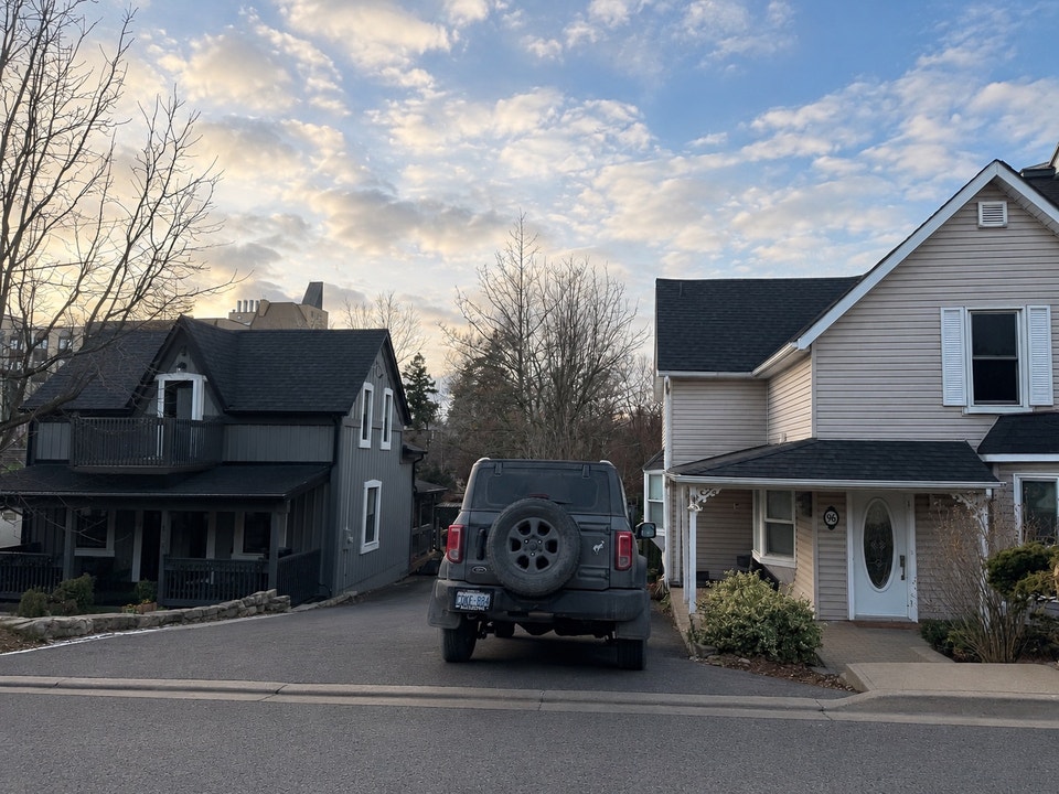 Two BR one bath main level Aurora Main level for rent 2