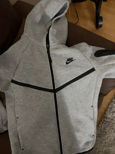 Grey nike tech hoodie-brand new, View more