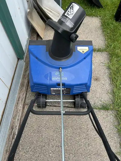 Snow Joe Electric Snowthrower moving, longer needed $125.00 Westfort pick up No holds