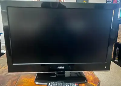 Excellent 26inch RCA tv