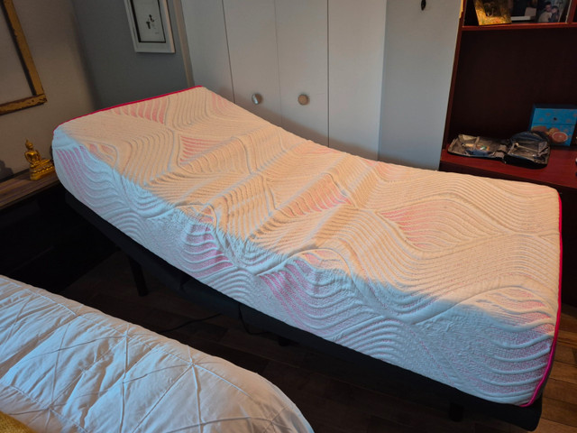 Lit simple électrique comme neuf dans Lits et matelas  à Sherbrooke - Image 2
