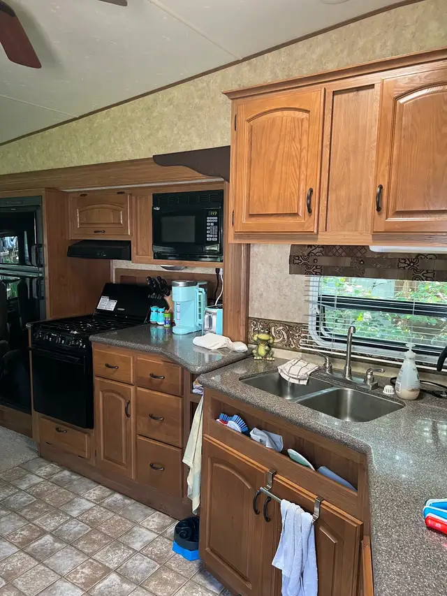 Caravane à sellette (fifth wheel) in RVs & Motorhomes in Granby - Image 7