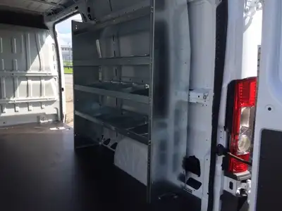 Étagères 4 tablettes pour Ford Transit toit moyen et haut Aussi disponible pour aménagement de Merce...