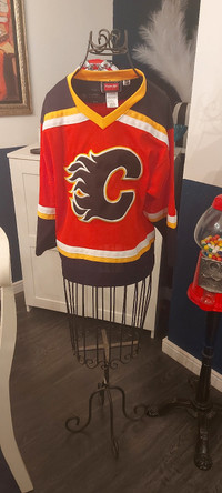 Calgary Flames youth jersey 