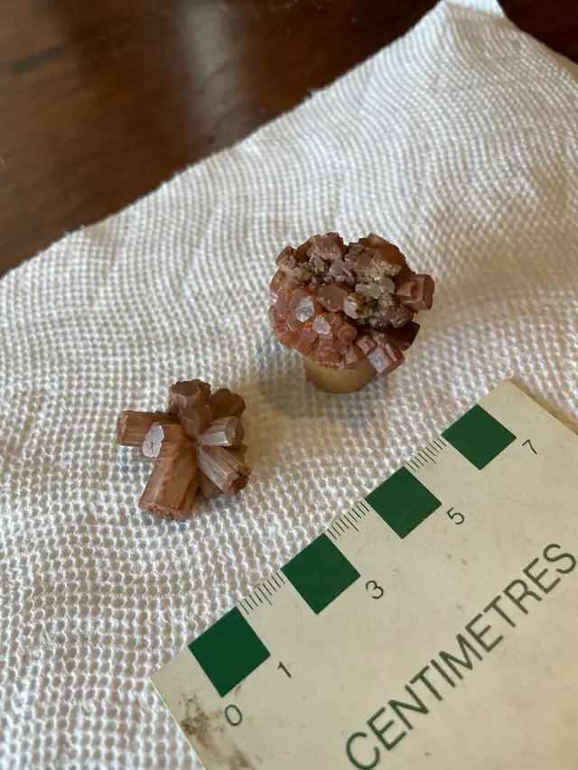 pair of aragonite mineral specimens  in Hobbies & Crafts in Owen Sound - Image 3