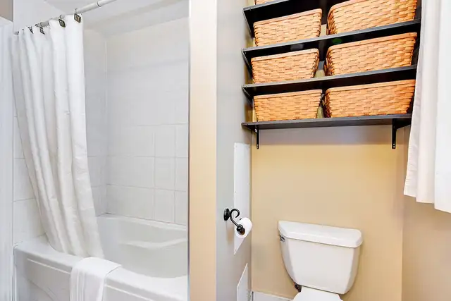 Furnished All-Inclusive Room in Shared Home Near U of Ottawa in Room Rentals & Roommates in Ottawa - Image 9