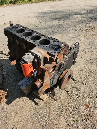 2004 5.9 Dodge Cummins diesel engine Came out of a running truck with blow by and low compression on...