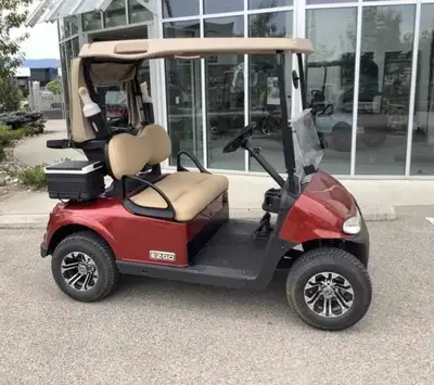 2017 E-Z-GO Freedom RXV Electric 2017 EZGO RXV Freedom in Metallic Inferno Red, 2021 Trojan Batterie...