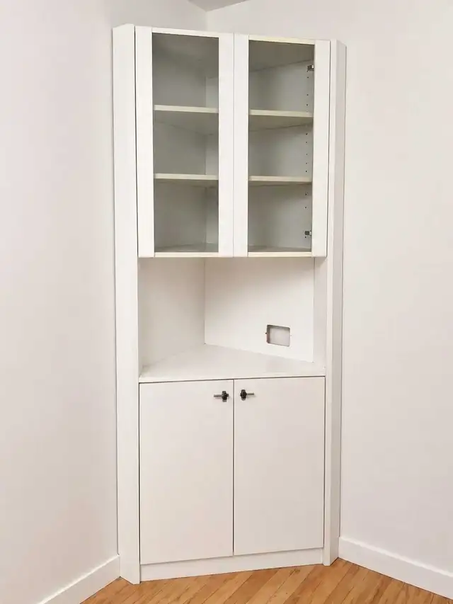 armoire en coin in Bookcases & Shelving Units in Longueuil / South Shore - Image 2